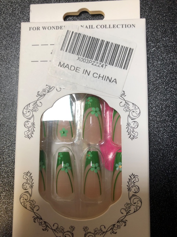 Photo 1 of WOMEN'S ARTIFICIAL NAIL KIT