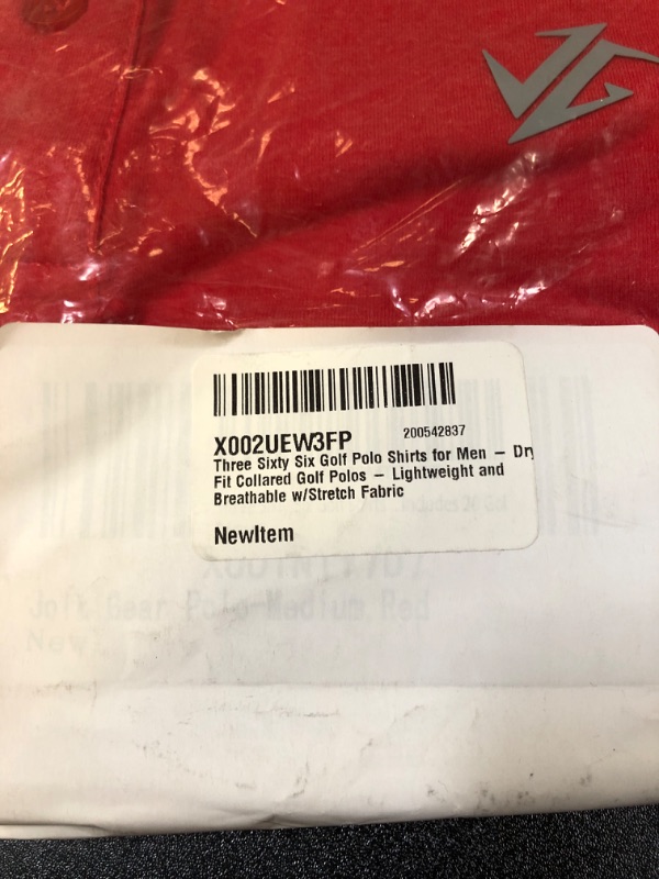 Photo 1 of MENS POLO SHIRT
SIZE MEDIUM RED  