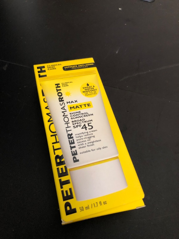 Photo 2 of 1Pc exp date 03/2025--Peter Thomas Roth | Max Clear Invisible Priming Sunscreen Broad Spectrum SPF 45 | Makeup Primer with SPF, Water-Resistant Sunscreen Gel with Silky Finish, 1.7 fl. oz.