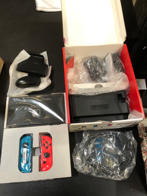 Photo 6 of Nintendo Switch™ Mario Kart™ 8 Deluxe Bundle (Full Game Download + 3 Mo. Nintendo Switch Online Membership Included) Console Nintendo Switch Mario Kart 8 Deluxe Bundle (Full Game Download + 3 Mo Switch Online Membership Included) (NEW)