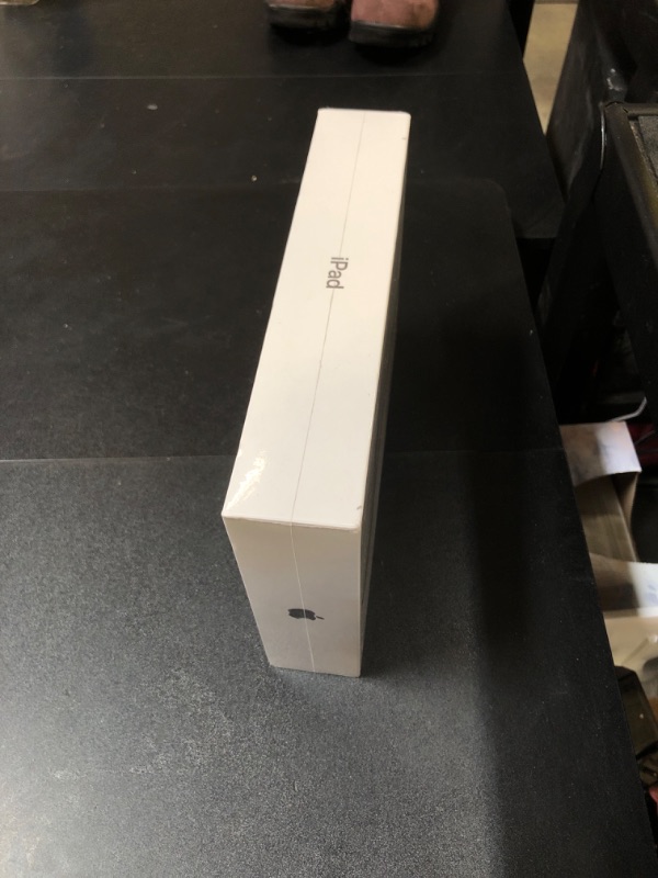 Photo 3 of Apple 2021 (9th Generation)10.2-inch iPad (Wi-Fi, 64GB) - Space Gray WiFi 64GB Space Gray (FACTORY SEALED)