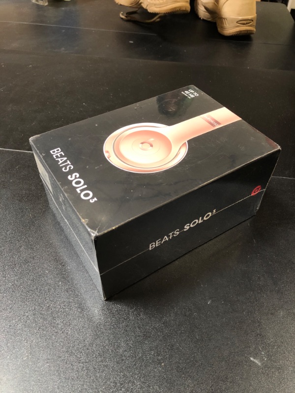 Photo 3 of Beats Solo3 Wireless On-Ear Headphones - Apple W1 Headphone Chip, Class 1 Bluetooth, 40 Hours of Listening Time, Built-in Microphone - Rose Gold  (FACTORY SEALED)