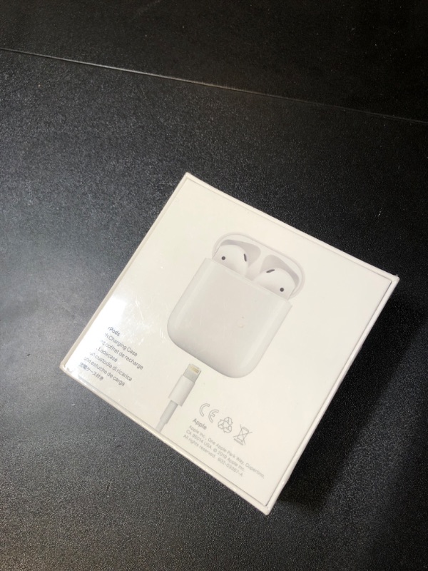 Photo 4 of Apple AirPods (2nd Generation) Wireless Ear Buds, Bluetooth Headphones with Lightning Charging Case Included, Over 24 Hours of Battery Life, Effortless Setup for iPhone
(FACTORY SEALED)