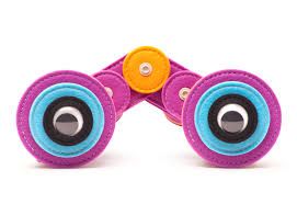 Photo 1 of Binoculars 37-Piece Felt Building Kit