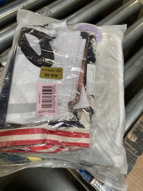Photo 1 of ***BUNDLED BAG OF  ***
***AS IS / NO RETURNS -  FINAL SALE***
