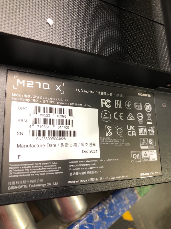 Photo 4 of *** MAJOR DAMAGED***
GIGABYTE M27Q X 27" 240Hz 1440P -KVM Gaming -Monitor, 2560 x 1440 SS IPS Display, 1ms (MPRT) Response Time, 92% DCI-P3, 1x Display Port 1.4, 2x HDMI 2.0, 2x USB 3.0, 1x USB Type-C 27 inch Flat|QHD|IPS M Series 240Hz