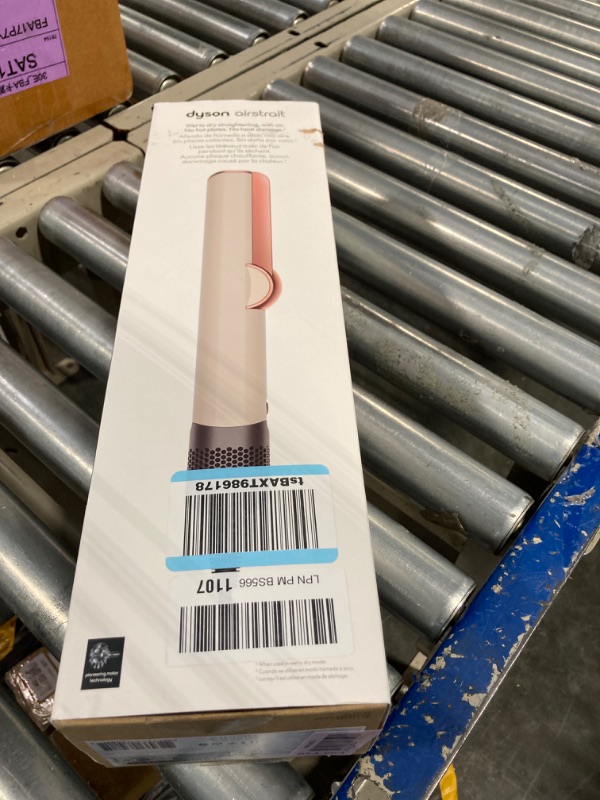 Photo 4 of Dyson Limited edition Ceramic Airstrait™ Straightener Pink and Rose Gold