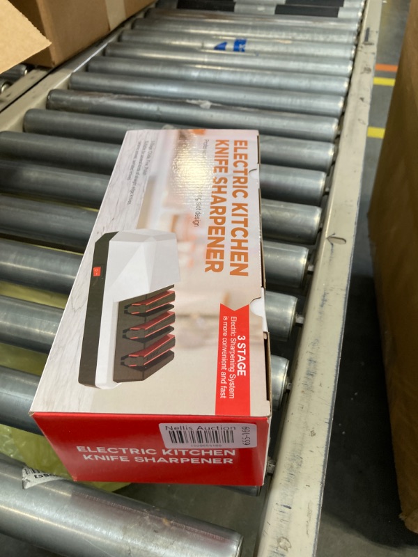 Photo 2 of " NEW FACTORY SEALED"
Electric Knife Sharpener- YOORLEAY Knife Sharpeners, 3 Stage Electric Knife Sharpener, 3 Stage, Grey