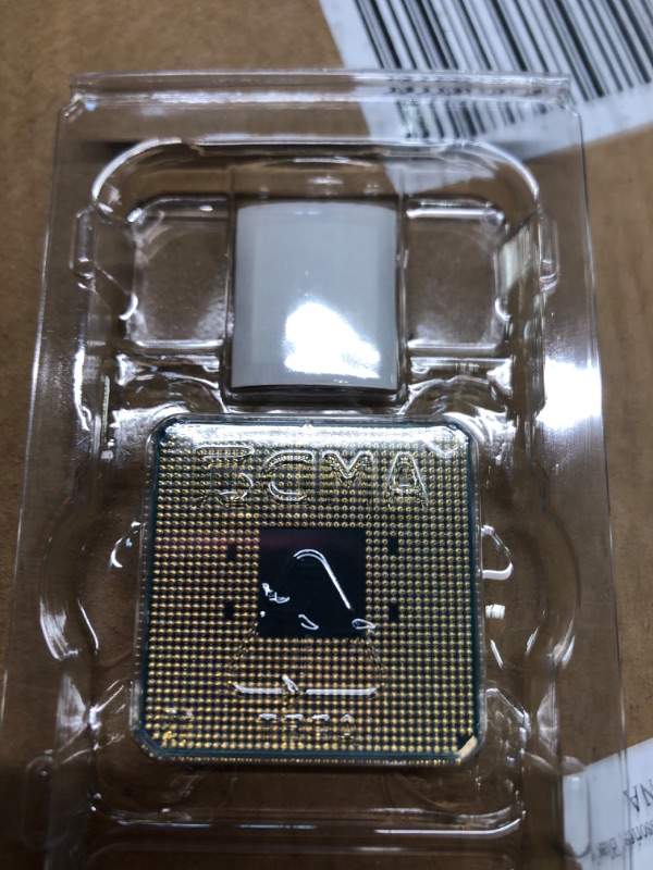 Photo 3 of AMD - Ryzen 9 5900X 4th Gen 12-core, 24-threads Unlocked Desktop Processor Without Cooler - Black
