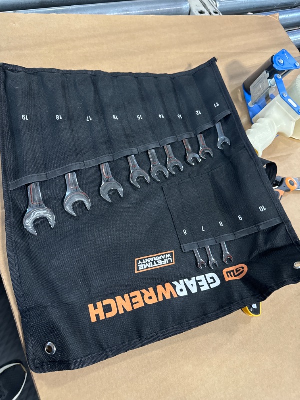 Photo 3 of GEARWRENCH Long Pattern Combination Metric Wrench Set with Tool Roll 12 Pc., 12 Point - 81932 9 Pc With Tool Roll