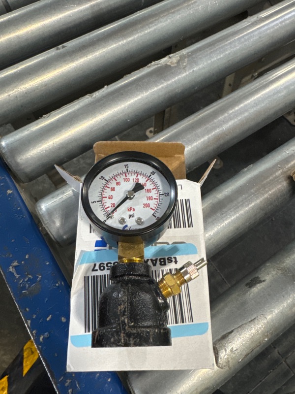 Photo 2 of Gas Test Pressure Gauge 30 Pound, 30 PSI / 200 kPa, 3/4” FNPT Connection, Brass Valve, Forged Steel Bell Shape Body Assembly. 0-30 psi Steel Black