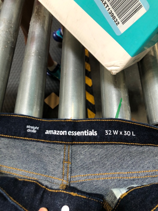 Photo 4 of Amazon Essentials Men's Straight-Fit Jean