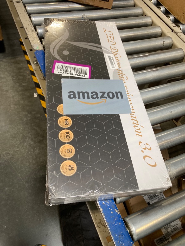 Photo 1 of Multifunction Infrared Red Light Therapy for Body and Face, Near-Infrared 850 Red Light Therapy, Cordless, Waist, Legs and Other Parts, Adjustable in Three Levels from 10-30min Large*factory sealed*