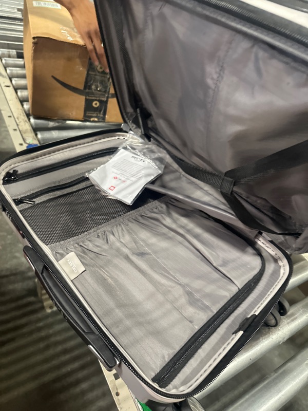 Photo 4 of DELSEY Paris Titanium Intl 20.5'' Expandable Spinner Suitcase - Silver