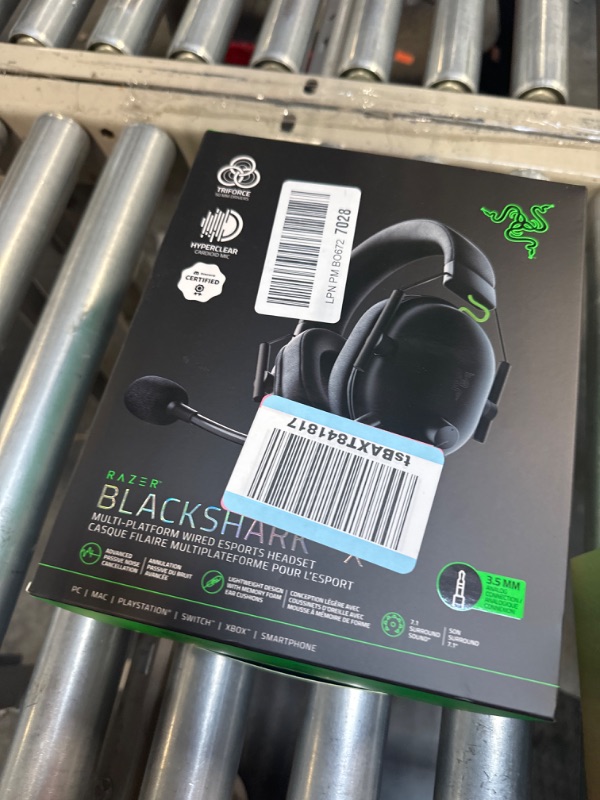 Photo 2 of Razer BlackShark V2 X Gaming Headset: 7.1 Surround Sound - 50mm Drivers - Memory Foam Cushion - for PC, PS4, PS5, Switch, Xbox One, Xbox Series X|S, Mobile - 3.5mm Audio Jack - Classic Black