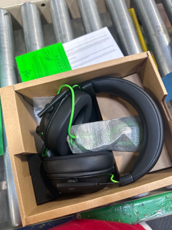 Photo 3 of Razer BlackShark V2 X Gaming Headset: 7.1 Surround Sound - 50mm Drivers - Memory Foam Cushion - for PC, PS4, PS5, Switch, Xbox One, Xbox Series X|S, Mobile - 3.5mm Audio Jack - Classic Black