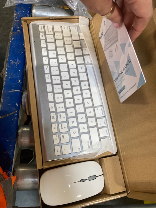 Photo 3 of Wireless Keyboard and Mouse Compatible with iMac MacBook Air/Pro (Wireless 2.4GHz)