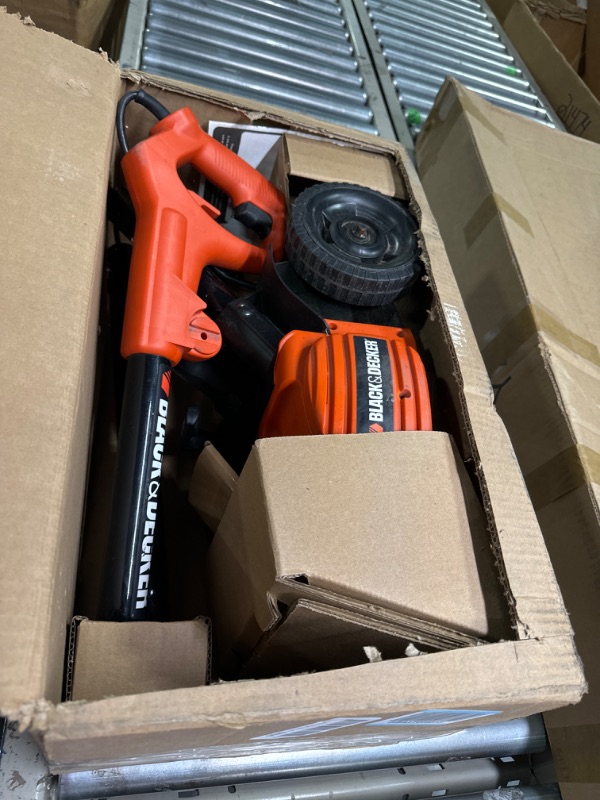 Photo 3 of *** MISSING PARTS***
BLACK+DECKER 20V MAX Cordless Edger Lawn Kit, 1.5 Ah Battery & Charger Included (BCED400C1 ****USED***FOR PARTS ONLY***AS IS ALL SALES ARE FINAL***NO RETURNS*** 