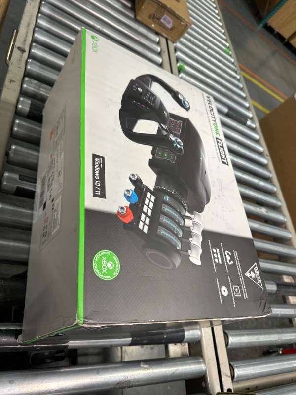 Photo 2 of *** NOT FUNCTIONAL**** SELLING AS PARTS***
Turtle Beach VelocityOne Flight Universal Control System - Xbox Series X & Xbox Series S, Xbox One & Windows 10 & 11 PCs with Yoke Handle, Throttle Quadrant, Trim Wheel & Rudder Controls