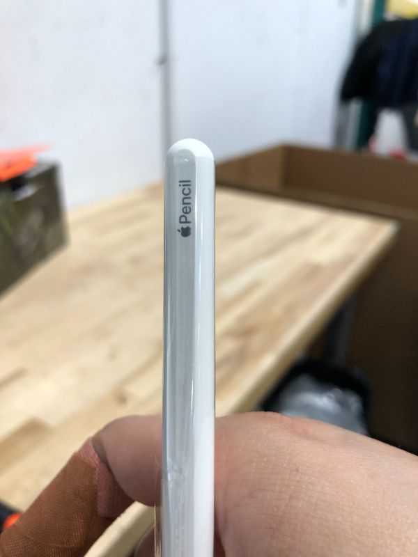 Photo 4 of Apple Pencil (2nd Generation)