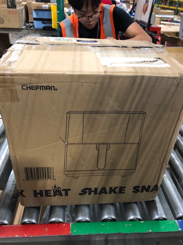 Photo 1 of ***FOR PARTS ONLY***Chefman TurboFry® Touch Air Fryer, XL 8-Qt Family Size, One-Touch Digital Control Presets, French Fries, Chicken, Meat, Fish, Nonstick Dishwasher-Safe Parts, Automatic Shutoff, Stainless Steel
***USED***TOUCH SCREEN NOT WORKING*** 