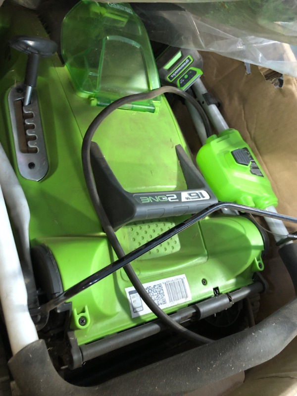 Photo 4 of ****DIRTY**** Greenworks   G-MAX 40V Li-Ion 16-Inch Cordless Lawn Mower -