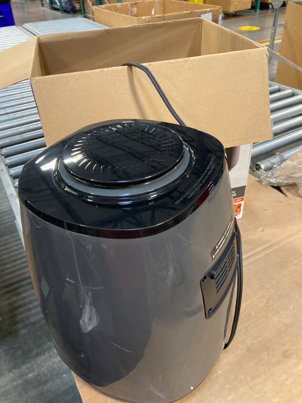 Photo 5 of ****USED***FOR PARTS ONLY***SOLD AS IS NO RETURNS*** Ninja AF101 Air Fryer that Crisps, Roasts, Reheats, & Dehydrates, for Quick, Easy Meals, 4 Quart Capacity, & High Gloss Finish, Grey 4 QT Grey