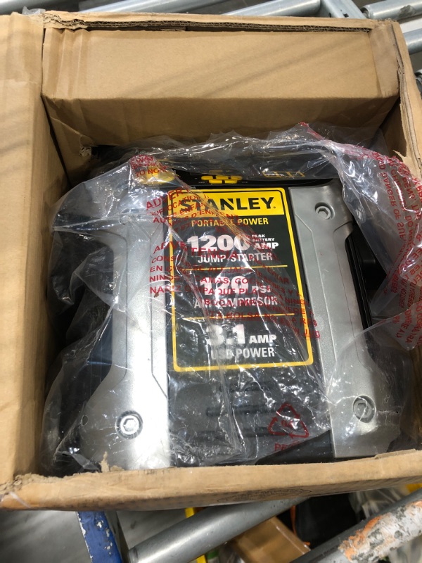 Photo 2 of ****USED*** Stanley 1200 Peak Amp Jump Starter Power Station with 120 PSI Compressor J5C09D