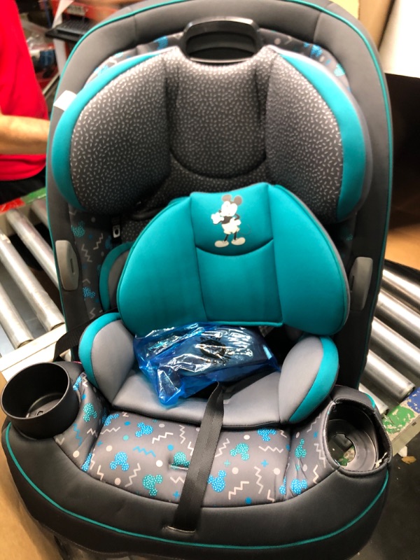 Photo 3 of Disney Baby® Grow and Go™ All-in-One Convertible Car Seat, Mickey Sprinkle Mickey Sprinkle Car Seat