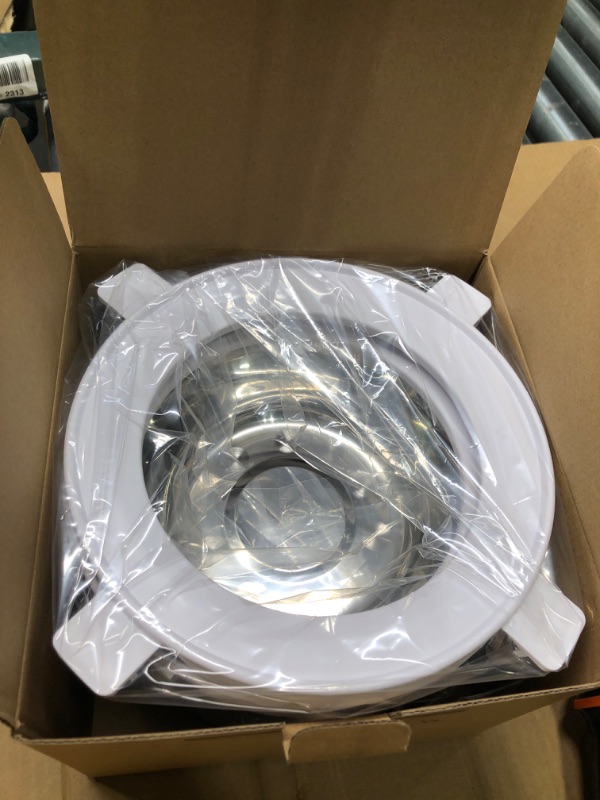 Photo 2 of "NEW" Stainless Steel Dog Bowls,2 Pack,Slow Water Feeder and No Spill Food Bowl for Small Dogs/Cats,No Drip Pet Water Dispenser,Metal Food Bowl, Spill-Proof,No Sliding,Rust Resistant