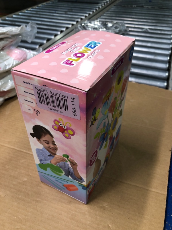 Photo 3 of " NEW FACTORY SEALED"  Titoclar Arts & Crafts Kits for Kids Girls 8-12, Air Dry Clay Modeling Clay, Mothers Day Crafts for Kids, Birthday Mothers Day Gifts for Girls 6 7 8 9 10 11 12 Year Old, Girl Kids Toys Clay Flowers