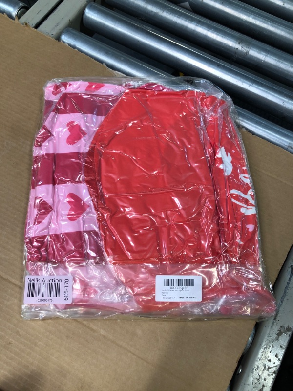 Photo 2 of " NEW FACTORY SEALED" Jerify 6 Pieces Valentine Top Hat Heart Knitted Beanies Hat for Adults Teens Valentines Costume Beanie Topper Hat Party Decor (Pigeon)