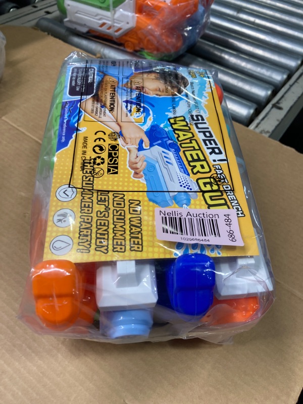 Photo 3 of " NEW FACTORY SEALED" 4 Pack Water Gun for Kids Adults - Super Squirt Guns Soaker with 400CC High Capacity 30FT Long Shooting Range - Summer Pool Toys Beach Gifts for Boy Girls (4Packs-A)