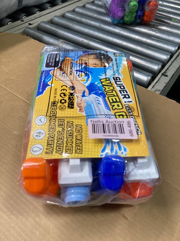 Photo 3 of " NEW FACTORY SEALED"  4 Pack Water Gun for Kids Adults - Super Squirt Guns Soaker with 400CC High Capacity 30FT Long Shooting Range - Summer Pool Toys Beach Gifts for Boy Girls (4Packs-A)