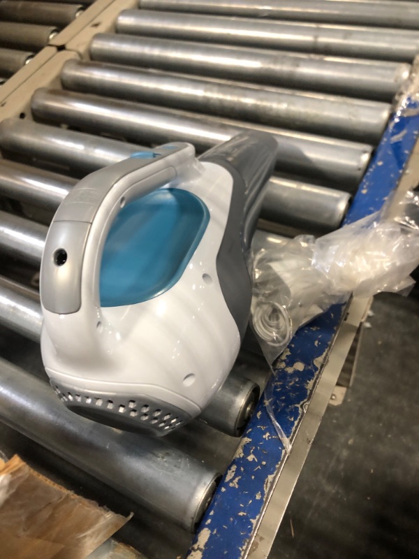 Photo 3 of *** NOT FUNCTIONAL**** SELLING AS PARTS***
BLACK+DECKER dustbuster Cordless Handheld Vacuum, Flexi Blue/Grey/White (HHVI315JO42)
