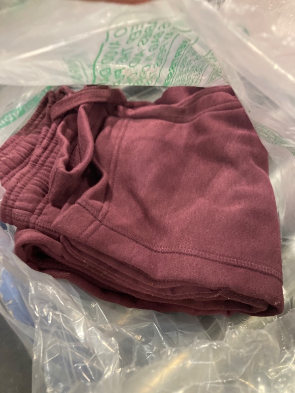 Photo 6 of Amazon Essentials Men's Fleece Sweatpant (Available in Big & Tall) Small Burgundy