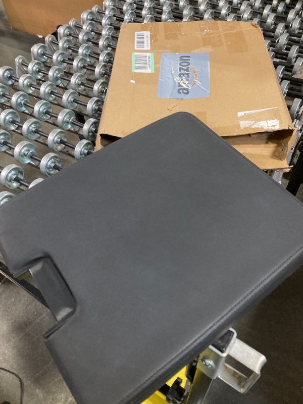 Photo 1 of VeCarTech Center Console Lid Kit with Latch Compatible with 2007-2013 Chevy Tahoe/Avalanche/2008-2014 Silverado/GMC Yukon(XL)/Sierra 1500/2500/3500 Center Console Cover Repair Kit OEM 20864151(Black) Center Console lid-Black