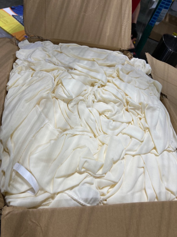 Photo 1 of ***damage box*** 100 Pack Ivory Spandex Folding Waterproof Chair Cover, Stretch Chair Cover Protector for Wedding, Party, Dining Banquet and Other Special Events 100PCS Ivory