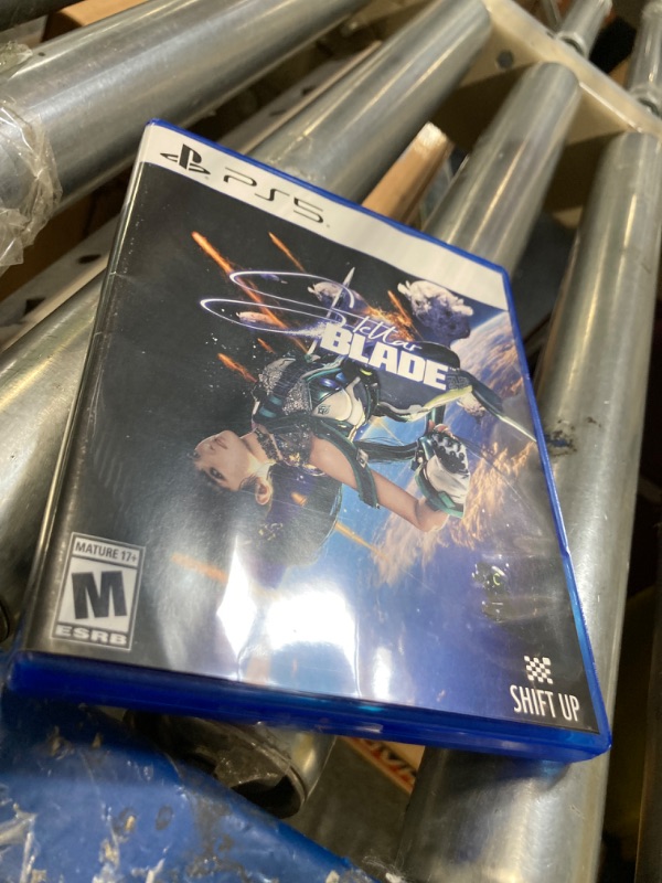 Photo 4 of Stellar Blade - PlayStation 5