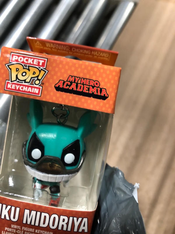 Photo 3 of Funko Pop! Keychain Animation: My Hero Academia - Deku with Helmet