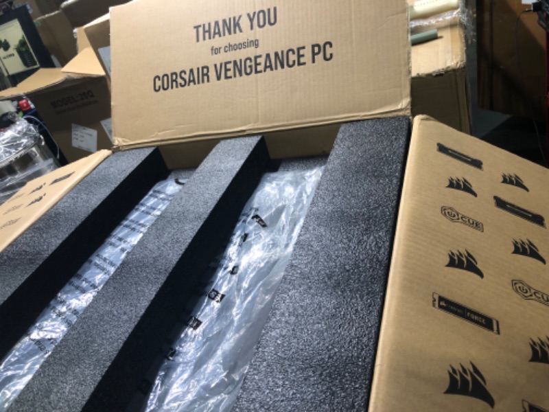 Photo 1 of Corsair RM850x SHIFT Fully Modular ATX Power Supply - 80 PLUS Gold - ATX 3.0 - PCIe 5.0 - Zero RPM - Modular Side Interface - Black RMx Shift (ATX 3.0 & PCIe 5.0) 850W