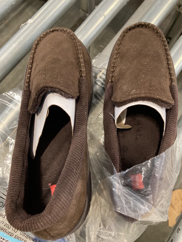 Photo 1 of Hanes Men's Textured Moccasin Slipper Small Brown/Brown