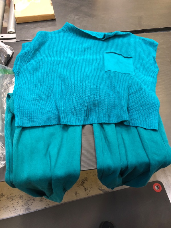 Photo 1 of WOMENS OUTFIT SET TEAL LARGE
