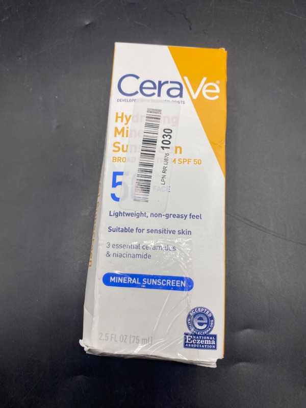 Photo 2 of CeraVe 100% Mineral Sunscreen SPF 50 | Face sunscreen With Zinc Oxide & Titanium Dioxide | Hyaluronic Acid + Niacinamide + Ceramides | Oil Free Sunscreen For Face | 