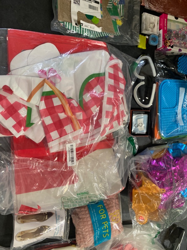 Photo 1 of 25 piece miscellaneous items