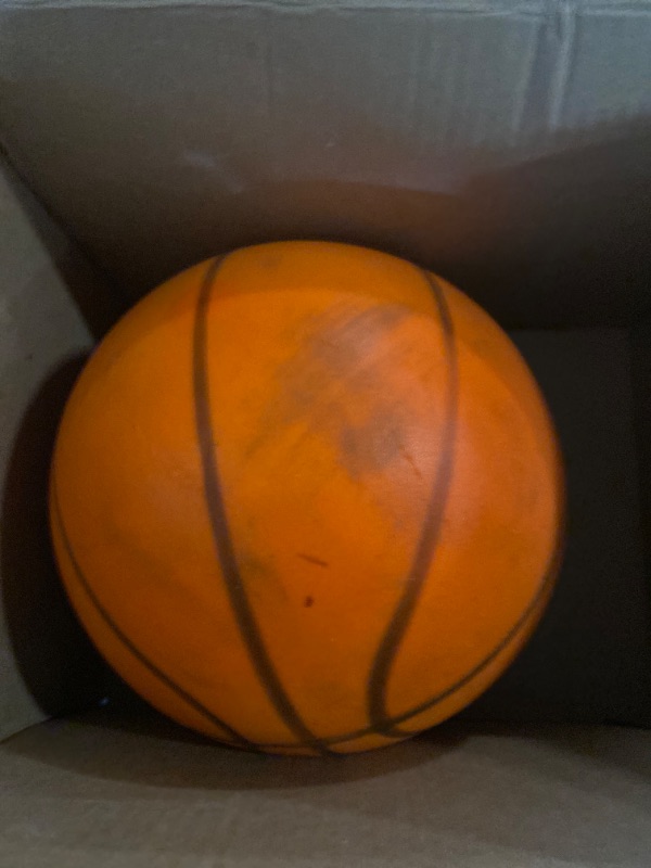 Photo 1 of Silent Basketball,Silent Basketball Dribbling Indoor,2024Foam Basketball Silent 7-24cm/9.44in Dunk Basketball Indoor Training,Silent Swish Basketball(Adult Basketball)
