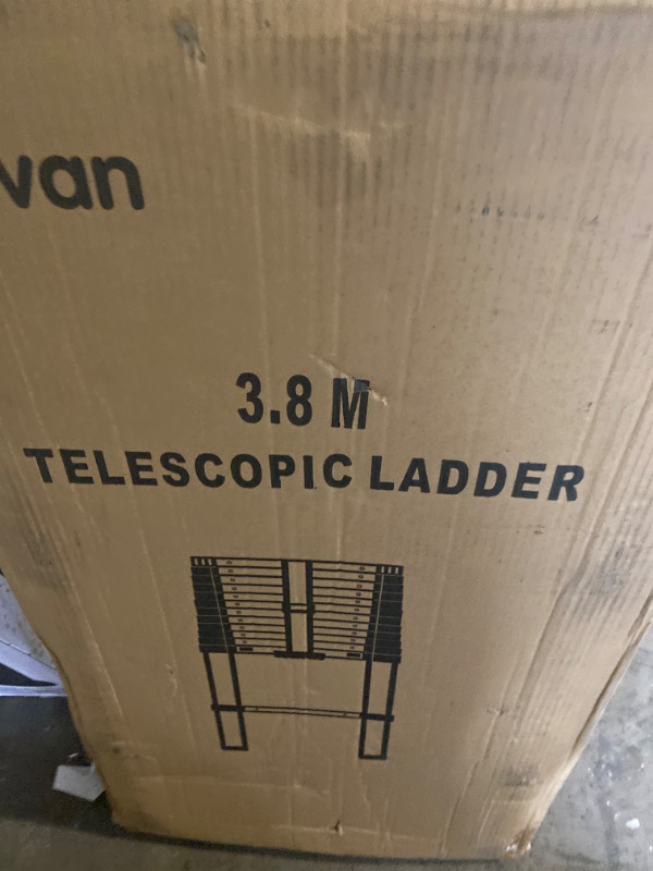 Photo 4 of ** FINAL SALE ** Yvan Telescoping Ladder,12.5 FT One Button Retraction Aluminum Telescopic Extension Extendable Ladder,Slow Down Design Multi-Purpose Ladder for Household Daily or Hobbies,250 Lb Capacity Aluminum 12.5 Feet(One Button** SOLD AS IS **) 