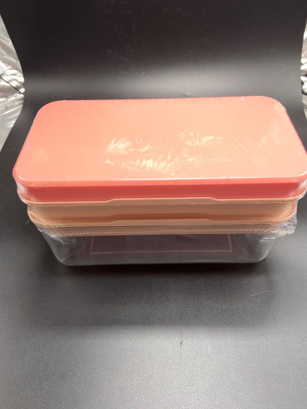 Photo 2 of Ice Cube Mold Large Capacity Ice Tray Household Freezer Ice Box With Lid Refrigerator Frozen Ice Cube Mold (Color : Pink)