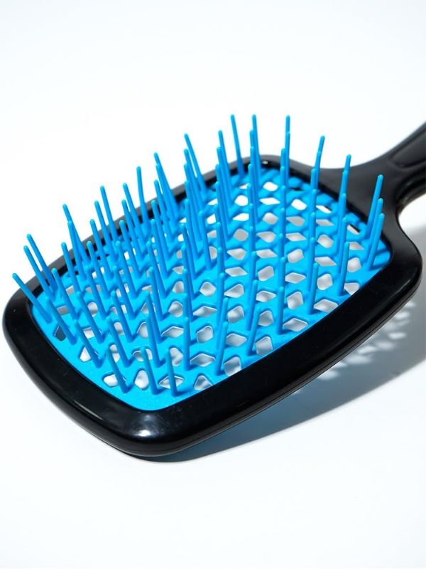 Photo 1 of Hair Comb Hair Brush, Massage Comb, Hollowed Out Wet Curly Hair Brush, Hair Comb, Salon Hairstyle Tool (Color : Blue)