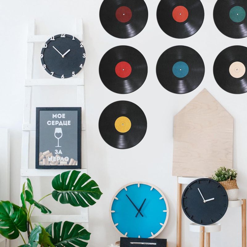 Photo 2 of HOMSFOU Home Decor 8pcs Blank Vinyl Records Fake Decorative Vintage Records Wall Art Aesthetic Pictures Dorm Room Wall Records for Rock and Roll Music Party Wall Decor Vintage Decor